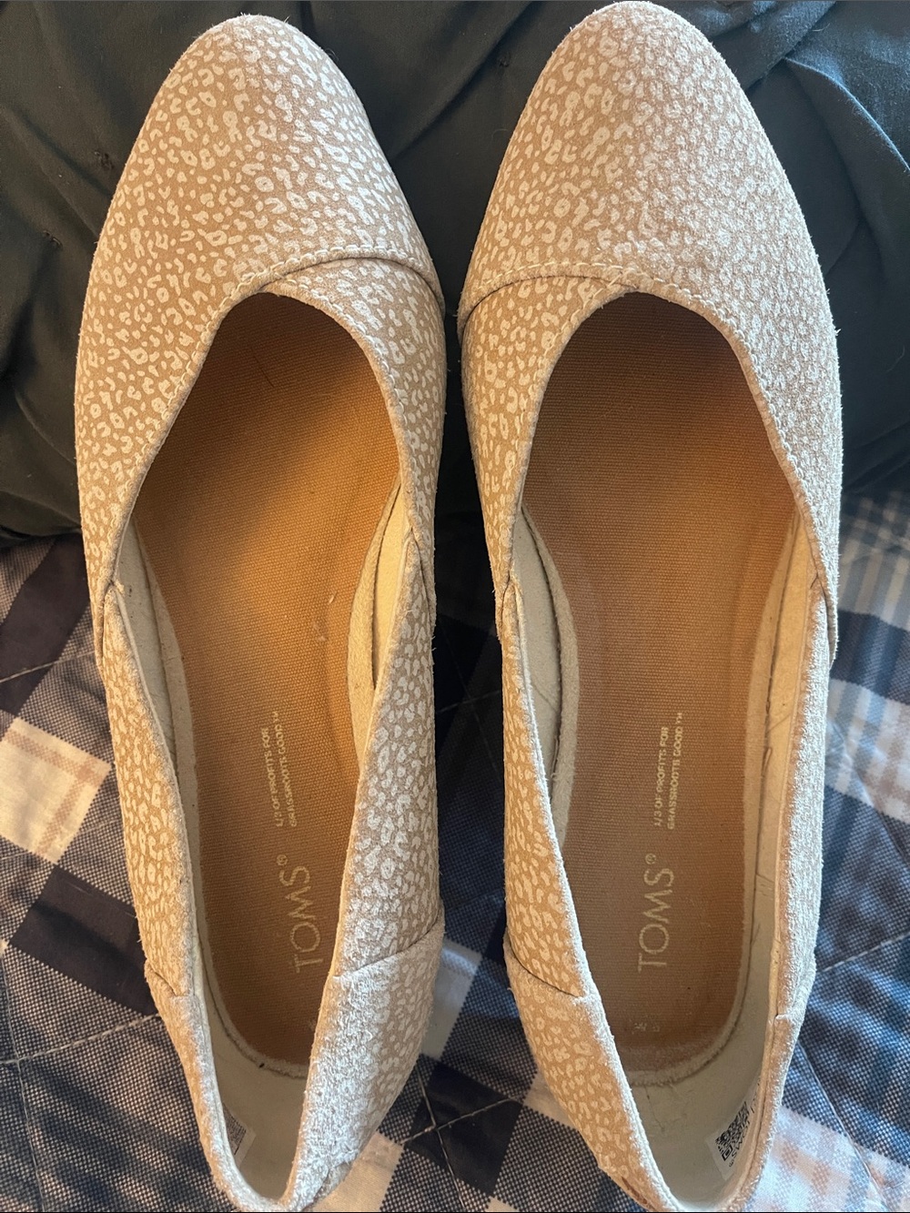 TOMS Beige Leopard-Print Ballet Flats